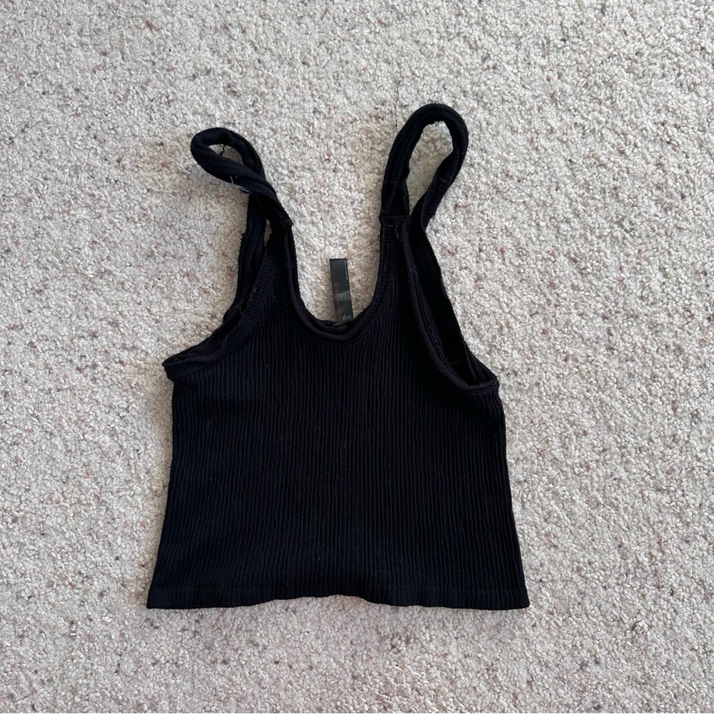 UO Black Ribbed Tank - Picture 2 of 3
